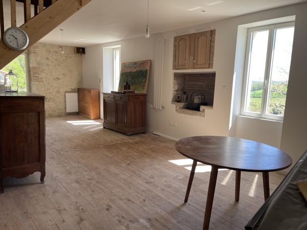 Propriété de charme à flanc de colline avec logements indépendants et vues imprenables