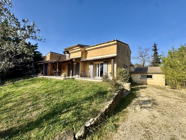 Villa contemporaine Orange centre