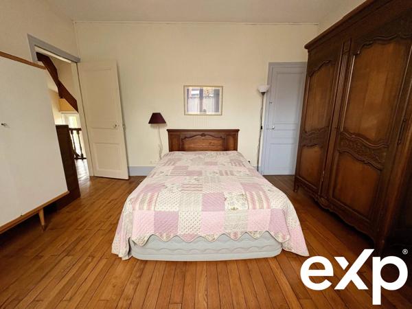 Maison de charme à fort potentiel, proche RER