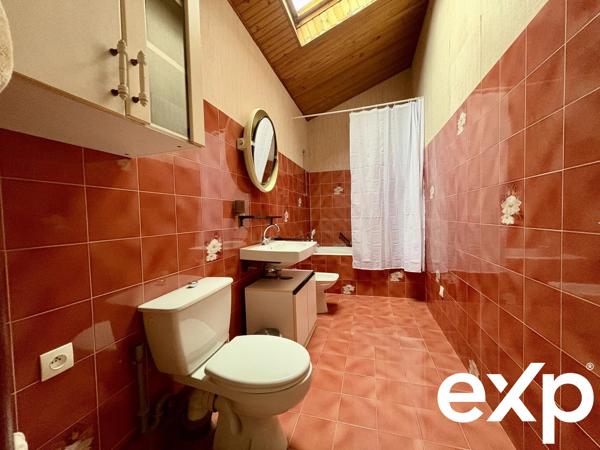 Maison de charme à fort potentiel, proche RER