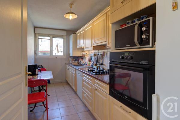 Appartement F4 à vendre  4 pièces - 80,23 m2 SALLANCHES - 74