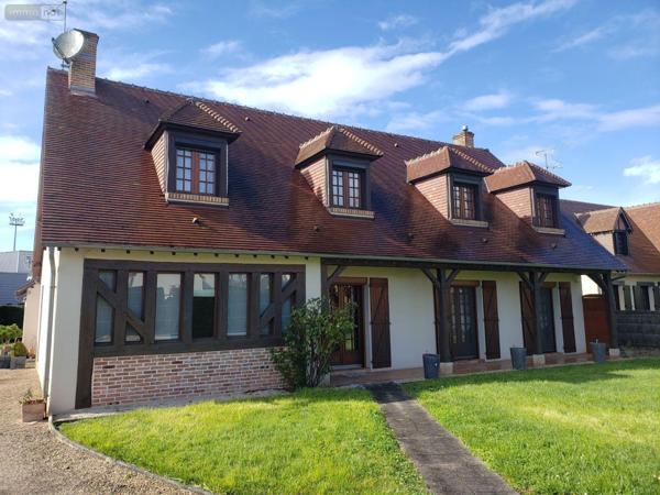 Maison à vendre à Romorantin-Lanthenay dans le Loir-et-Cher (41200), ref : 41036/2834   
Proche centre-ville, lycées et collège