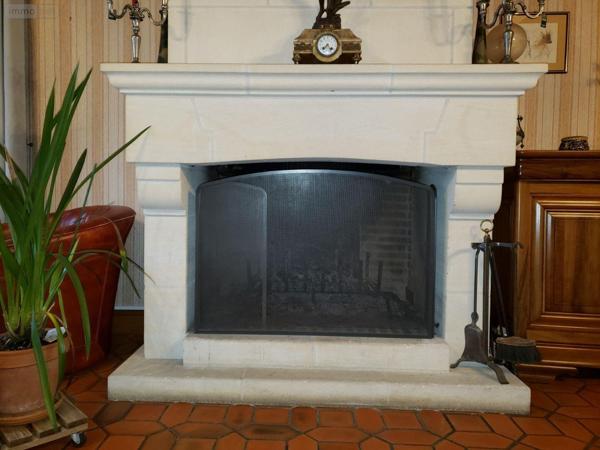 Maison à vendre à Romorantin-Lanthenay dans le Loir-et-Cher (41200), ref : 41036/2834   
Proche centre-ville, lycées et collège