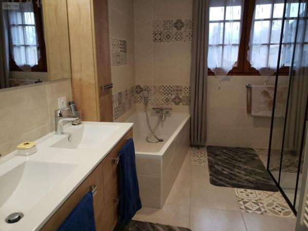 Maison à vendre à Romorantin-Lanthenay dans le Loir-et-Cher (41200), ref : 41036/2834   
Proche centre-ville, lycées et collège