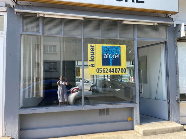 Location local commercial près de TARBES - 2 pièce(s) - 23 m² - 380 €/mois