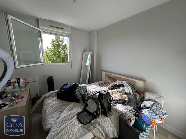 Appartement à louer 2 pièces 51.2m² Poitiers (86000)