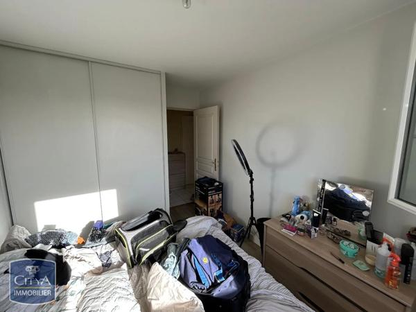 Appartement à louer 2 pièces 51.2m² Poitiers (86000)