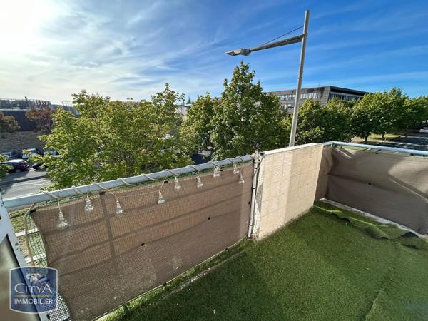Appartement à louer 2 pièces 51.2m² Poitiers (86000)
