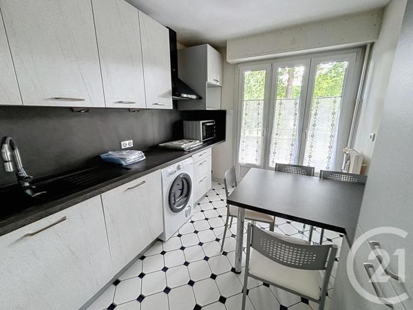Appartement F4 à vendre  4 pièces - 98,47 m2 LUXEUIL LES BAINS - 70