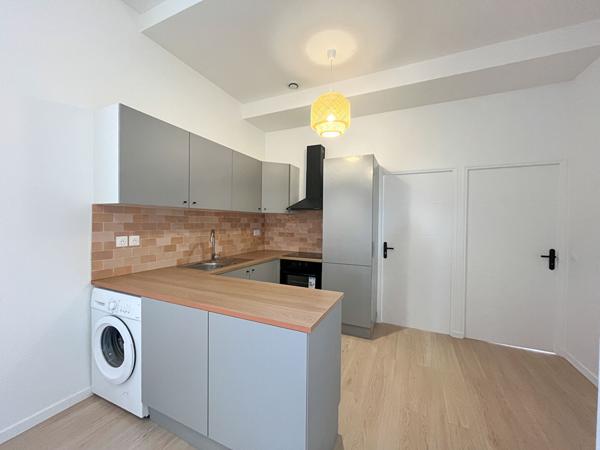 Appartement T4 entièrement rénové - CENTRE VILLE