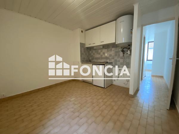 Location Studio 25.7 m² - 112 rue Battant Besancon 25000