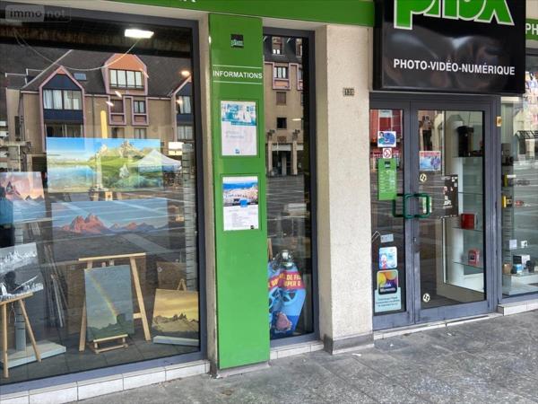 Local commercial à vendre à Saint-Jean-de-Maurienne en Savoie (73300), ref : 73046-1087657