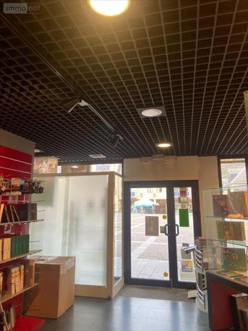 Local commercial à vendre à Saint-Jean-de-Maurienne en Savoie (73300), ref : 73046-1087657