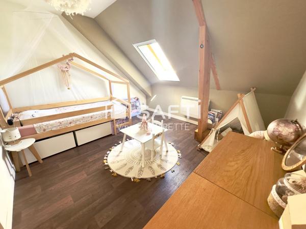 Duplex moderne et sécurisé – Confort et praticité au cœur d’un quartier recherché