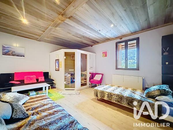 Maison à vendre 7 pièces 140 m² Taninges