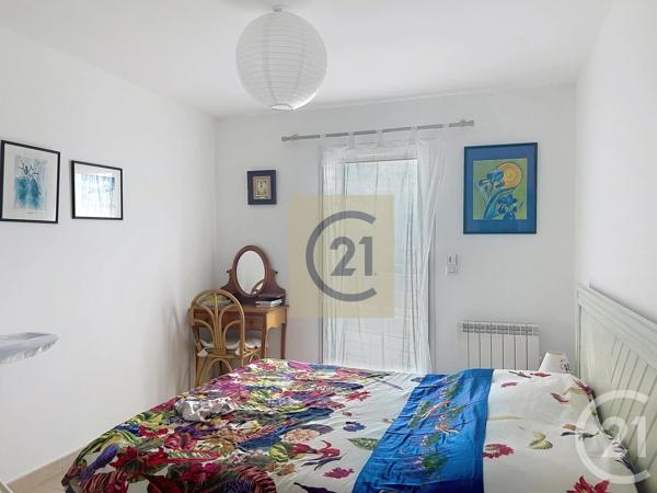 Maison à vendre  5 pièces - 163,35 m 2   CERET  - 66