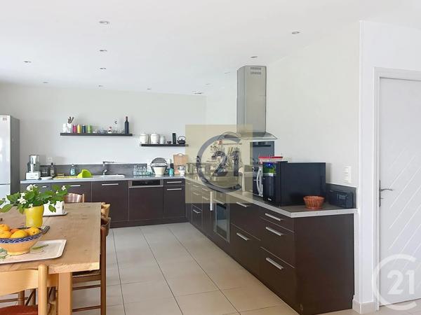 Maison à vendre  5 pièces - 163,35 m 2   CERET  - 66