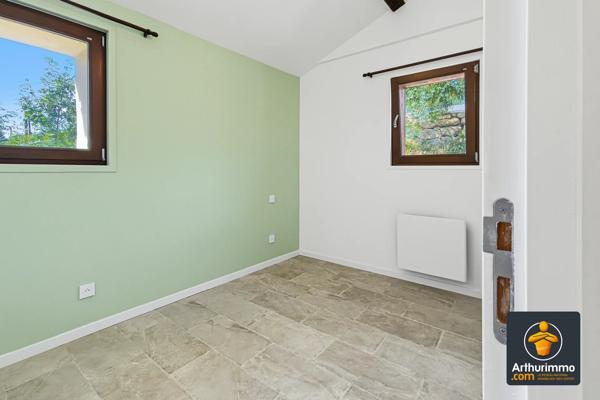 Location                                                      Maison
                        
                     2 pièces                      37 m2                     à Boffres