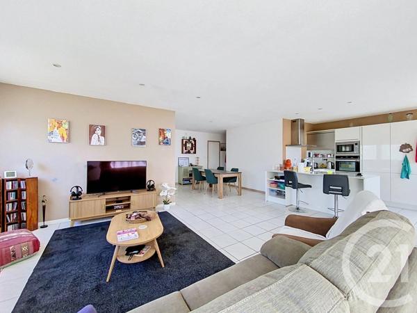 Appartement T4 à vendre  4 pièces - 89,55 m 2   AGDE  - 34