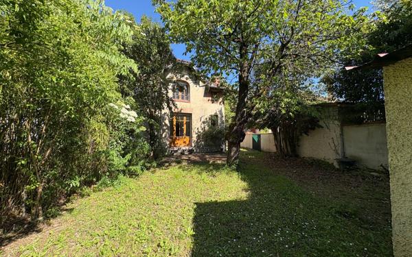 Maison à vendre    6 pièces • 104,19 m2 Toulouse