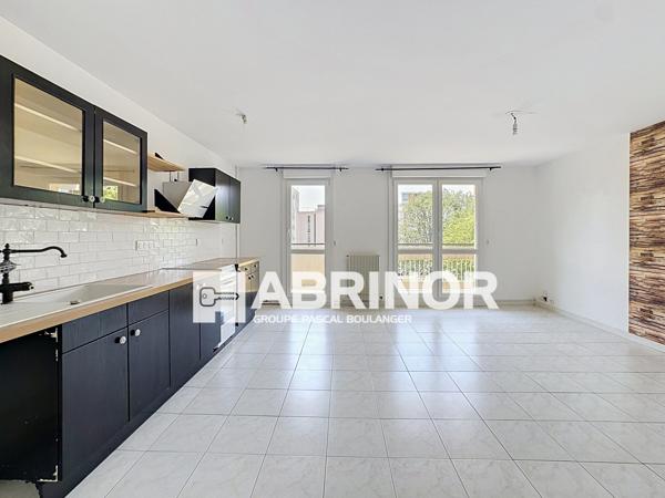 Appartement de Type 3 - loggia- place de parking WATTIGNIES