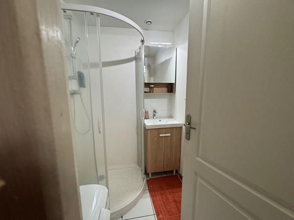 Studio meublé 15,6 m² - Quartier Saint-Alyre - 450 € CC