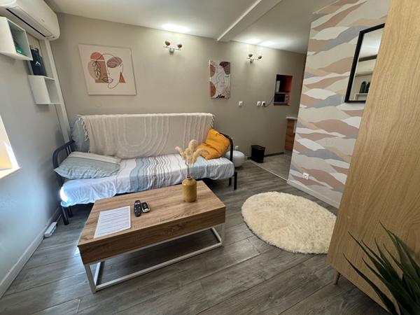 Studio meublé 15,6 m² - Quartier Saint-Alyre - 450 € CC
