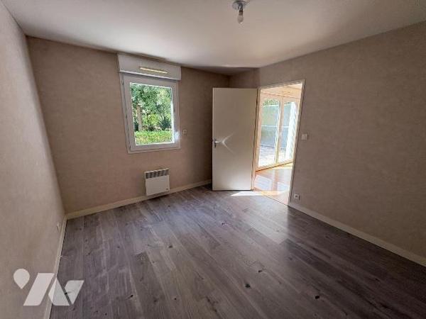 PACE - En impasse dans un environnement calme à 1km du centre-bourg
Dans une copropriété récen...