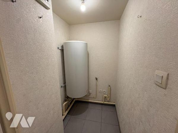 PACE - En impasse dans un environnement calme à 1km du centre-bourg
Dans une copropriété récen...