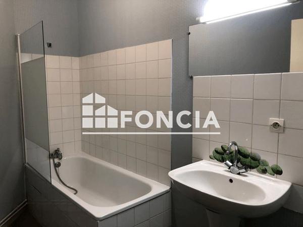 Location Appartement 2 pièces 50.63 m² - 2 RUE DE LA VALLEE Sautron 44880