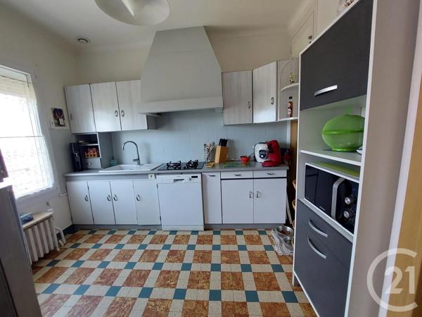 Maison à vendre  3 pièces - 80 m 2   MONTLUCON  - 03