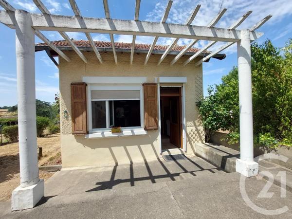 Maison à vendre  3 pièces - 80 m 2   MONTLUCON  - 03