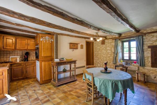 Maison à vendre |                                       Salignac-Eyvigues |                                        6 pièces  |  105 m²