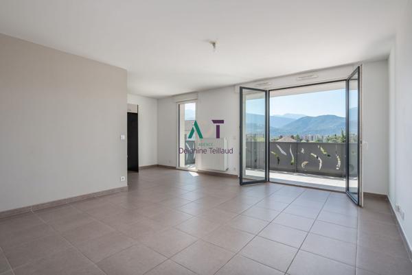 Corenc – T3 de 68 m² avec terrasse, vue montagnes et garage en option