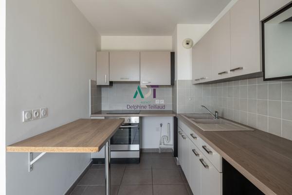 Corenc – T3 de 68 m² avec terrasse, vue montagnes et garage en option