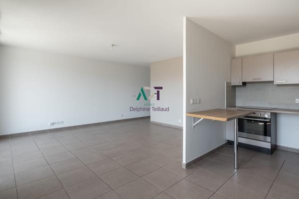 Corenc – T3 de 68 m² avec terrasse, vue montagnes et garage en option