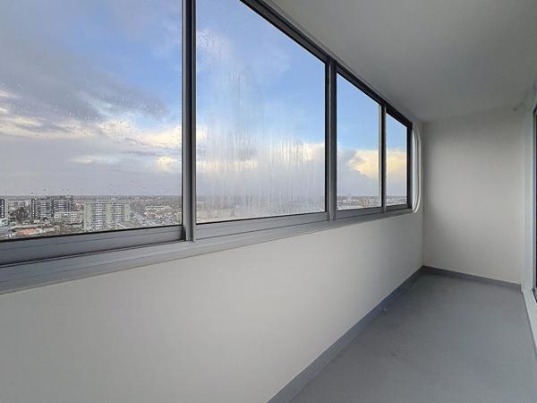 Appartement à louer La Roche Sur Yon : 5 pièces, 107m² avec 3 chambre(s) à 990€ - AJP Immobilier La Roche-sur-Yon