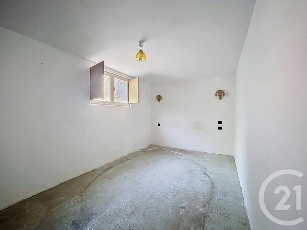 Maison à vendre  5 pièces - 93 m 2   VARENNES SUR ALLIER  - 03