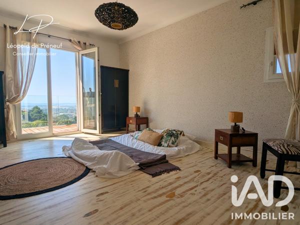Maison à vendre 8 pièces 250 m² Hyères
