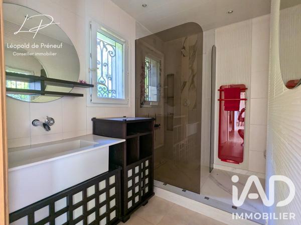 Maison à vendre 8 pièces 250 m² Hyères