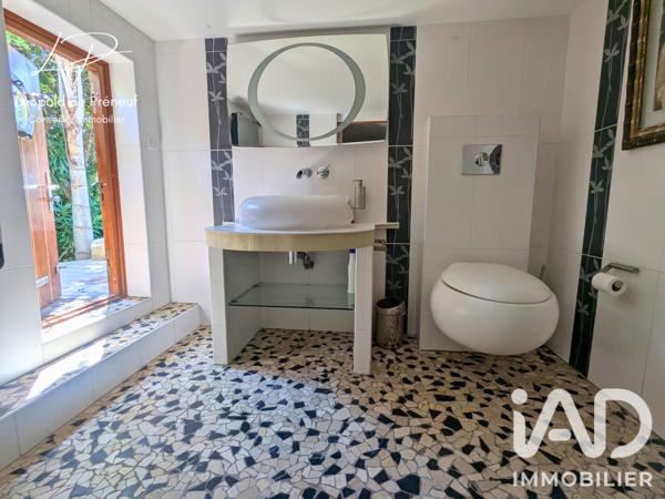 Maison à vendre 8 pièces 250 m² Hyères