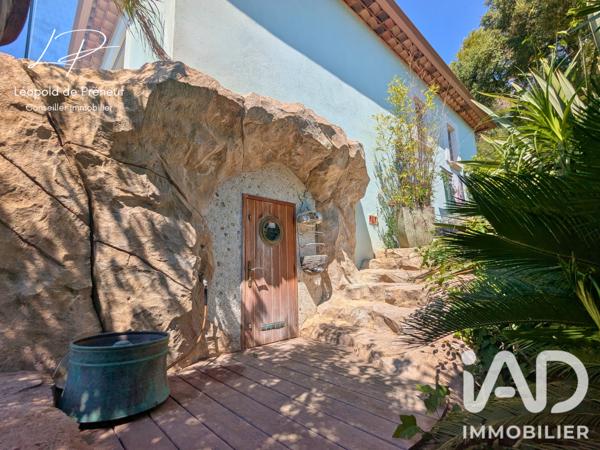 Maison à vendre 8 pièces 250 m² Hyères