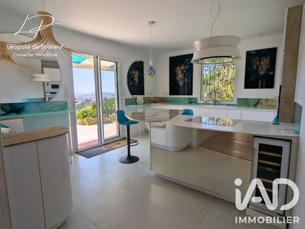 Maison à vendre 8 pièces 250 m² Hyères