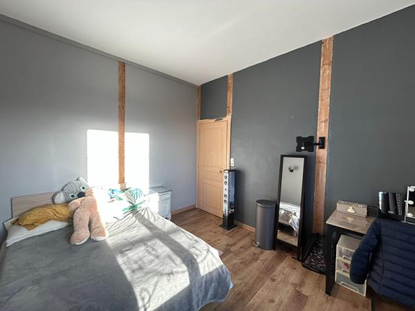 Très belle maison de charme avec 7 chambres et grand jardin !