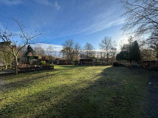 Très belle maison de charme avec 7 chambres et grand jardin !