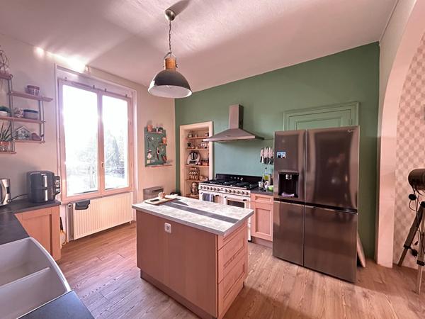 Très belle maison de charme avec 7 chambres et grand jardin !