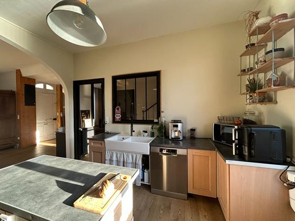 Très belle maison de charme avec 7 chambres et grand jardin !