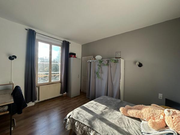 Très belle maison de charme avec 7 chambres et grand jardin !