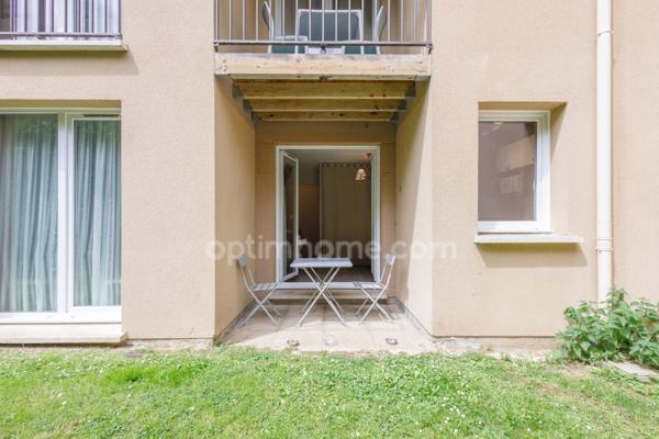 Proximité immédiate de Honfleur - Charmant T1 Bis – 22.15 m2 - Plain pied - Terrasse - Parking - Résidence avec piscine