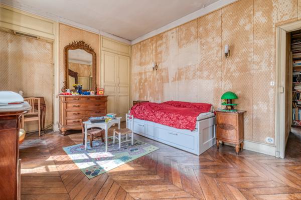 Meaux (77100) Demeure d’exception au cœur de Meaux – 400 m² habitables sur un terrain de 1600 m² sans vis-à-vis